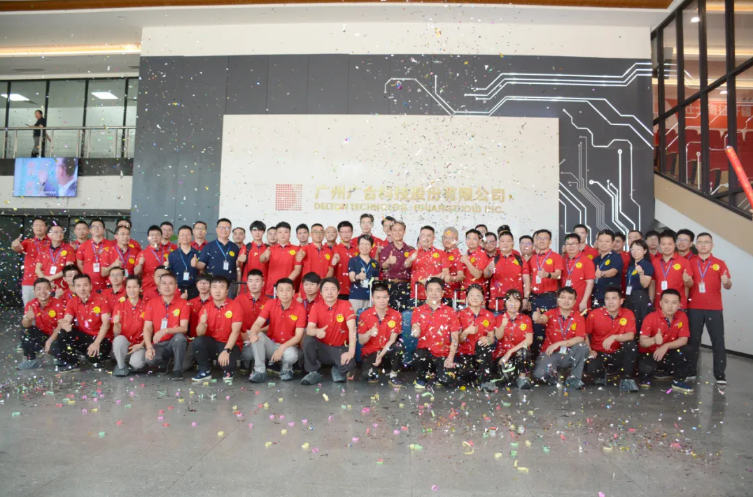 接旗出征！设施治理团队出征泰国918博天堂