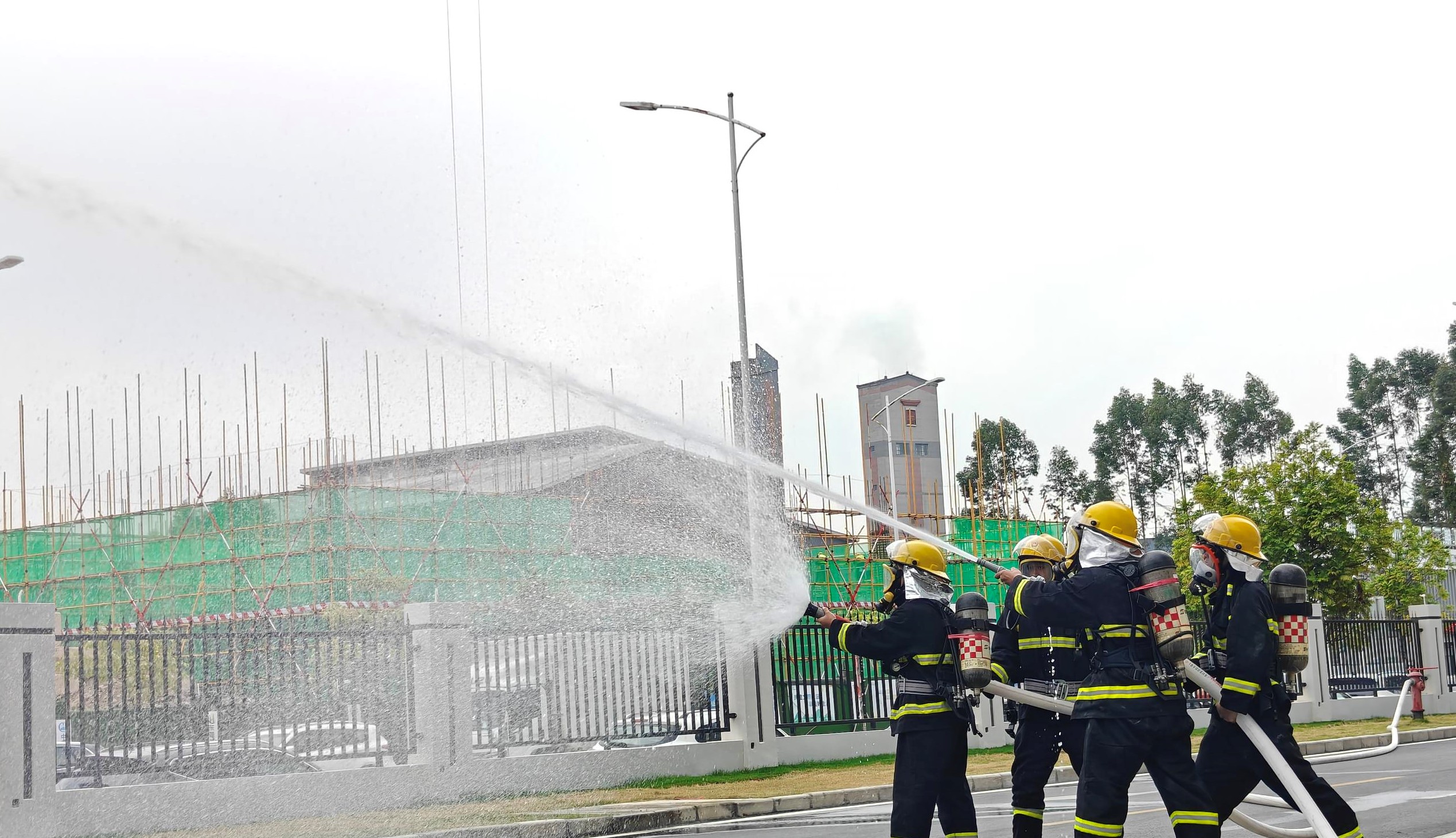 筑牢防火墙！918博天堂科技开展团结消防演习